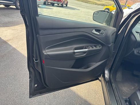 Used 2015 Ford Escape Titanium image 15