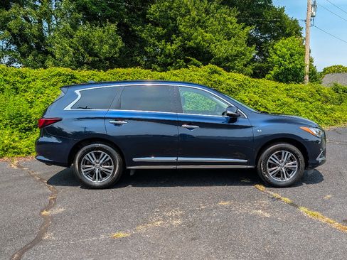 Used 2019 INFINITI QX80 Luxe w/ Proassist Package AWD/4WD image 4