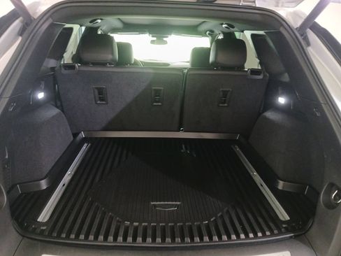 Used 2020 Cadillac XT5 Premium Luxury AWD/4WD image 9