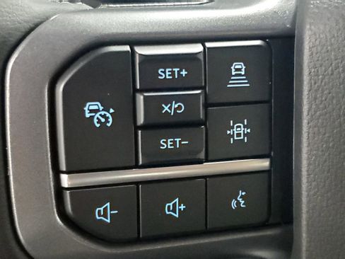 New 2025 Ford F150 XLT w/ Equipment Group 302A MID image 32