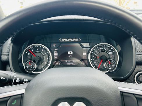 Used 2024 RAM 1500 Laramie image 21