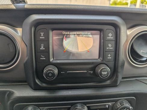 Used 2020 Jeep Wrangler Unlimited Sport AWD/4WD image 5