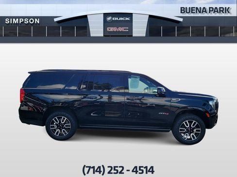 Used 2021 GMC Yukon XL AT4 w/ AT4 Premium Plus Package image 9