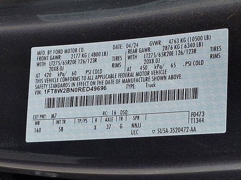 Used 2024 Ford F250 Lariat w/ Sport Appearance Package AWD/4WD image 29