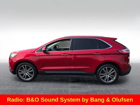 Used 2020 Ford Edge Titanium FWD image 5