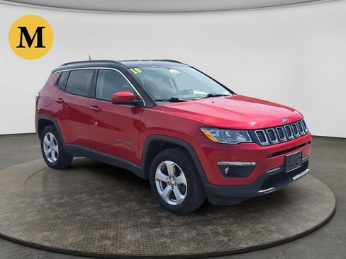 Used 2019 Jeep Compass Latitude w/ Cold Weather Group AWD/4WD image 8