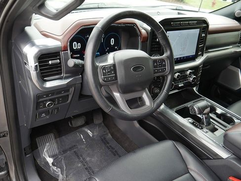 Used 2022 Ford F150 Lariat w/ Equipment Group 502A High AWD/4WD image 11