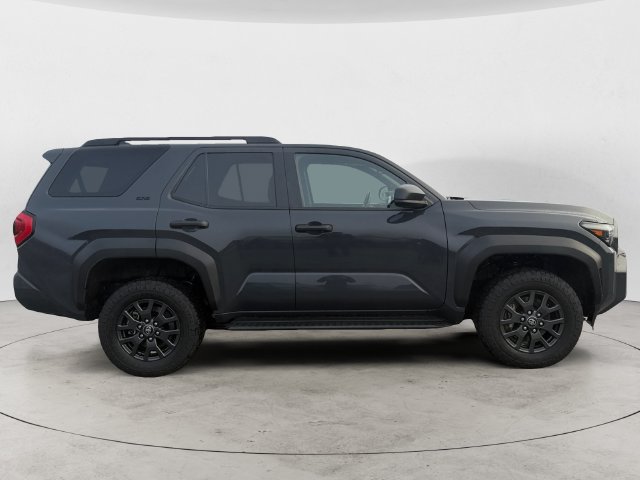 Used 2025 Toyota 4Runner SR5 AWD/4WD image 4