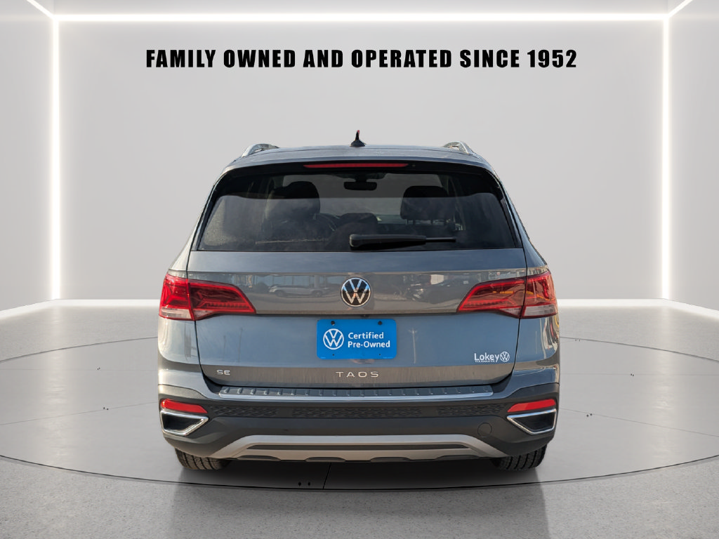 Certified 2023 Volkswagen Taos SE w/ Panoramic Sunroof Package FWD image 5