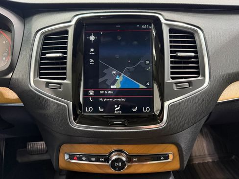 Used 2021 Volvo XC90 T6 Momentum w/ Climate Package AWD/4WD image 24