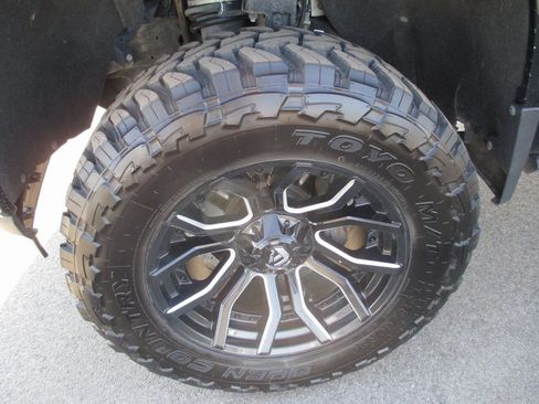 Used 2021 Chevrolet Silverado 1500 RST image 12