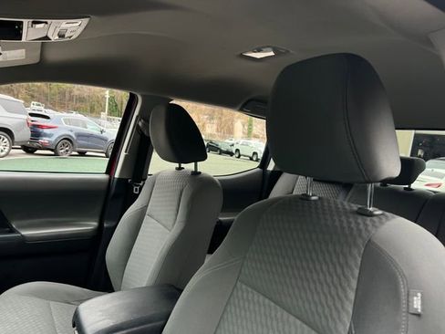 Used 2021 Toyota Tacoma SR5 image 13