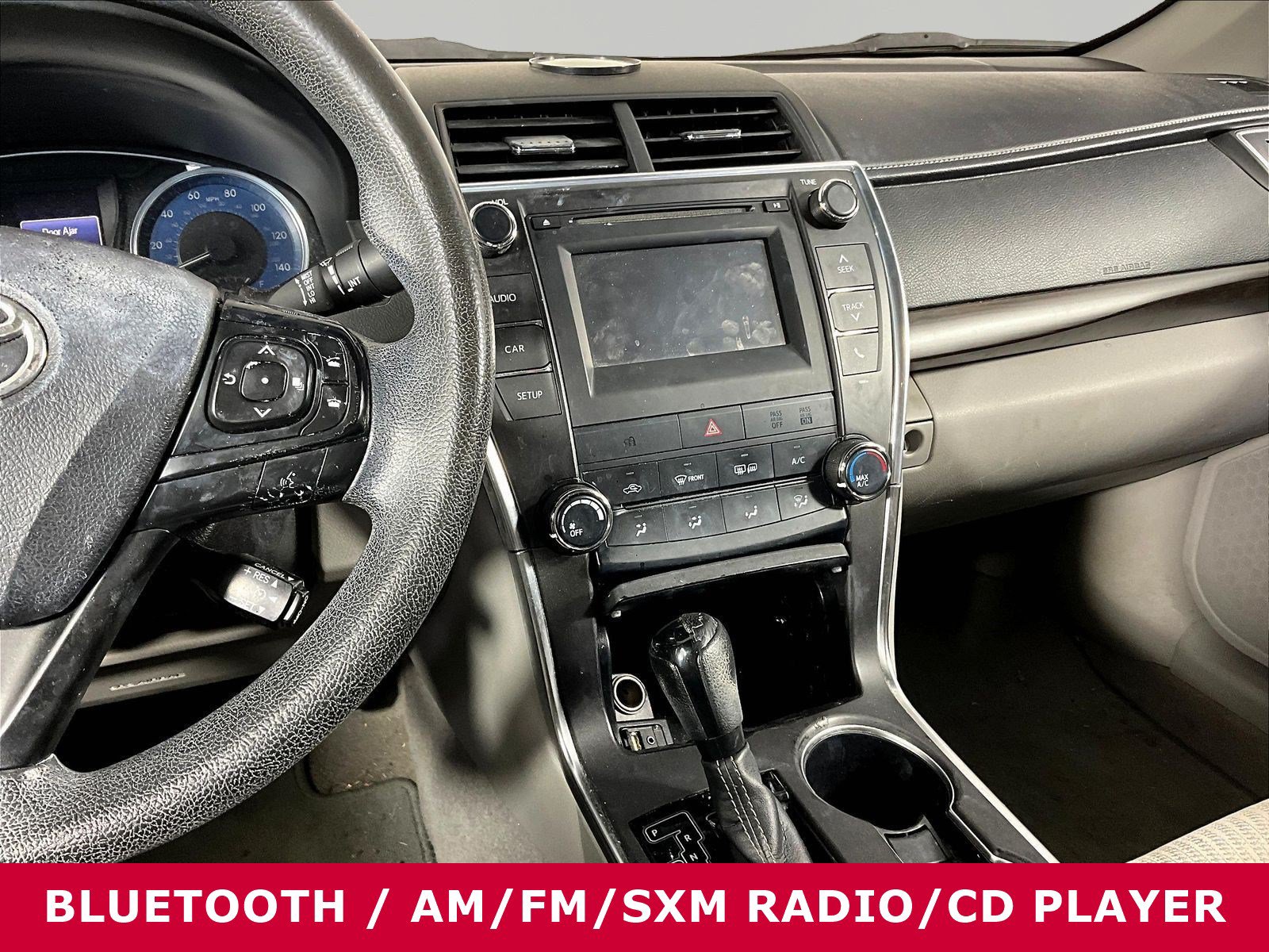 Used 2016 Toyota Camry LE FWD image 9