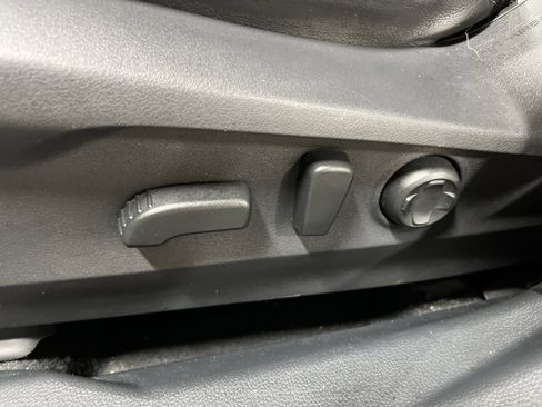 Used 2024 Subaru Outback Limited image 16