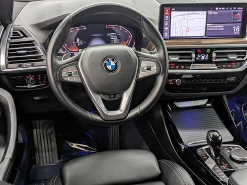 Used 2024 BMW X3 xDrive30i image 4