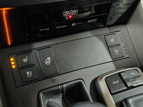 Used 2017 Lexus IS 350 AWD image 18