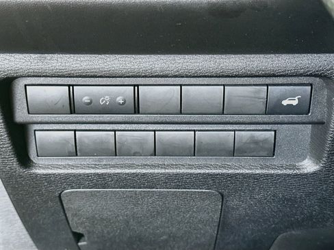 Used 2024 Mitsubishi Outlander SE FWD image 17