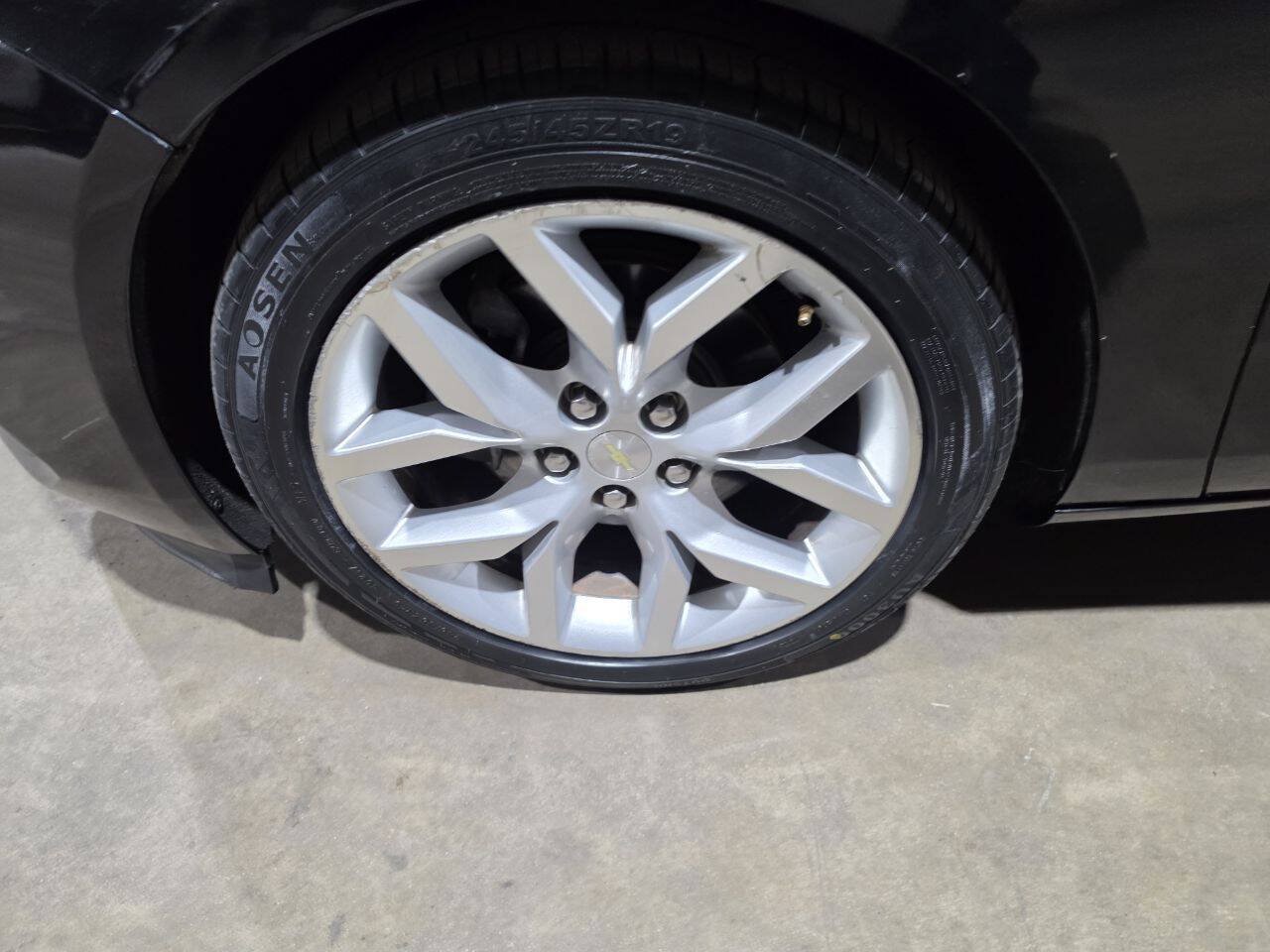 Used 2019 Chevrolet Impala Premier FWD image 23