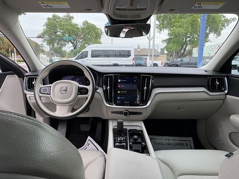 Used 2023 Volvo S60 B5 Plus image 16