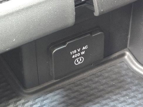 Used 2025 RAM 1500 Big Horn AWD/4WD image 14