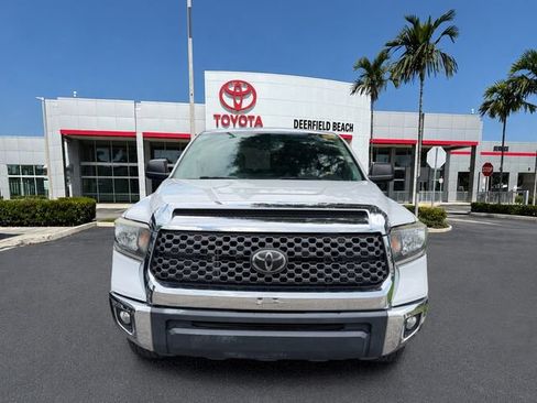Used 2020 Toyota Tundra SR5 w/ SR5 Upgrade Package AWD/4WD image 2