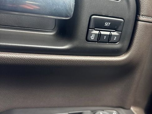 Used 2020 GMC Sierra 1500 SLT w/ SLT Premium Plus Package AWD/4WD image 22