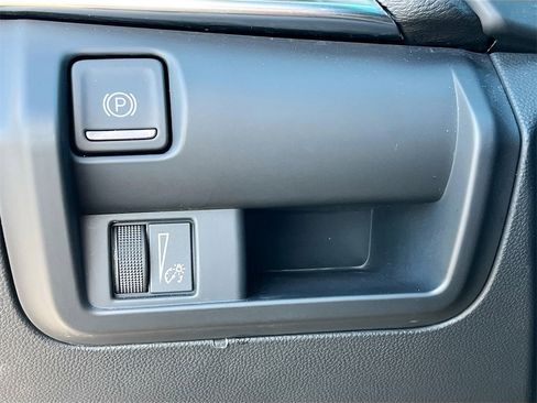 Used 2025 Cadillac CT4 Luxury image 10