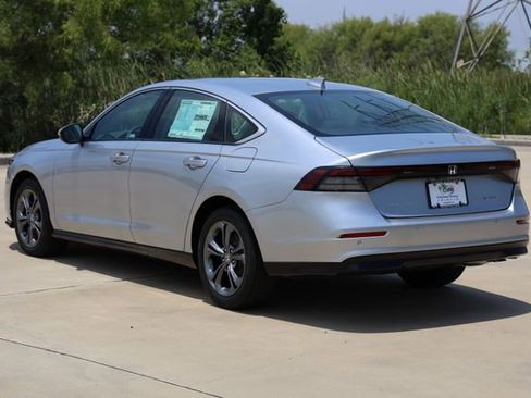 New 2026 Honda Accord EX-L image 6