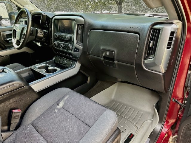 Used 2015 Chevrolet Silverado 2500 LT w/ LT Convenience Package AWD/4WD image 34