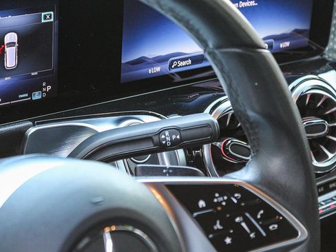 Used 2024 Mercedes-Benz GLB 250 image 21