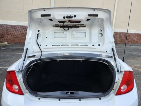 Used 2010 Chevrolet Cobalt LT w/ Preferred Equipment Group FWD image 9