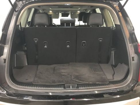 Used 2024 Kia Telluride S w/ S Sunroof Package image 32
