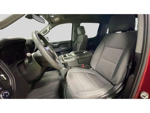 Used 2020 Chevrolet Silverado 1500 Custom w/ Custom Value Package AWD/4WD image 12