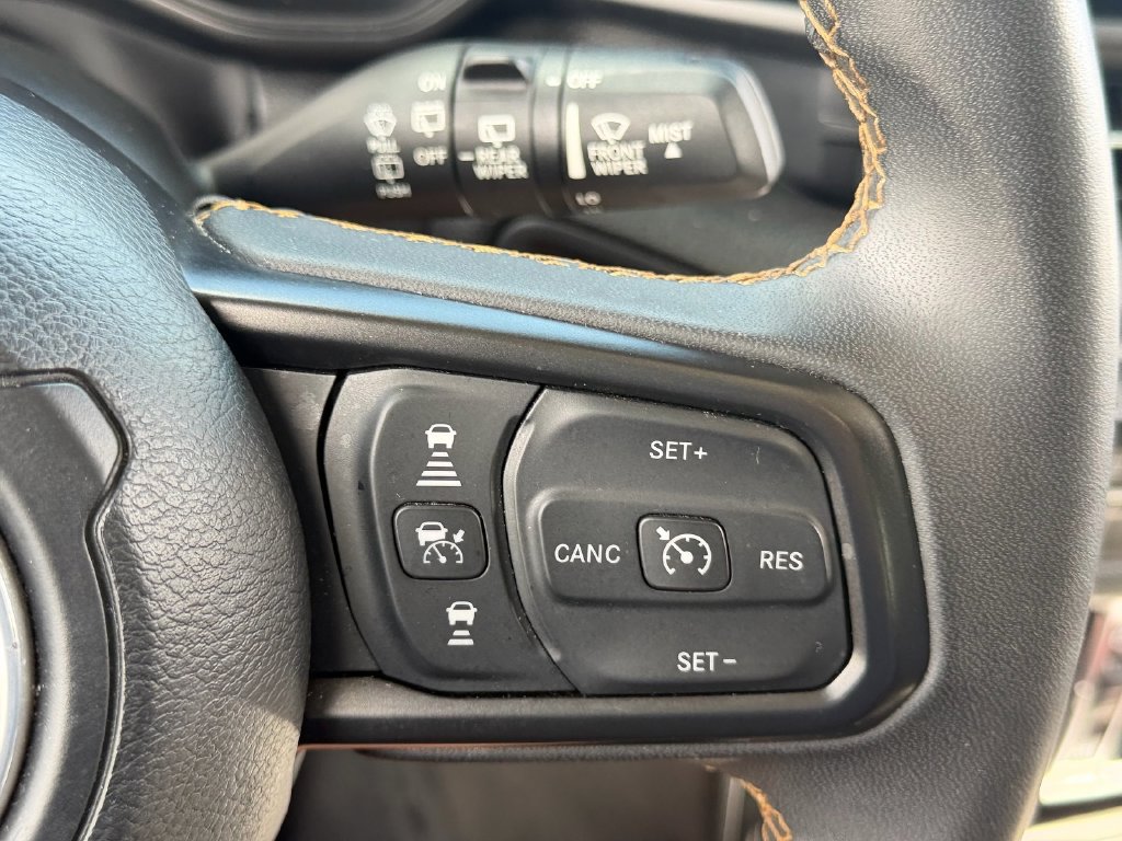 Used 2024 Jeep Wrangler Unlimited AWD/4WD image 22