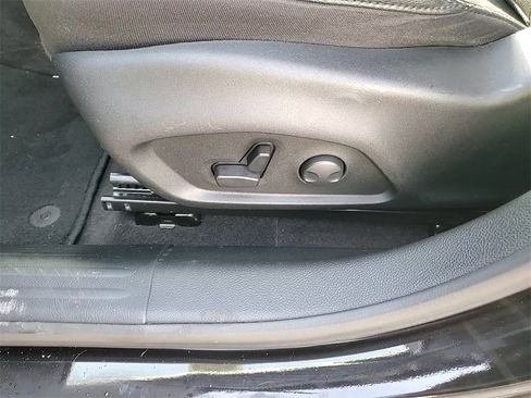 Used 2024 Jeep Compass Limited w/ Sun and Sound Group image 11