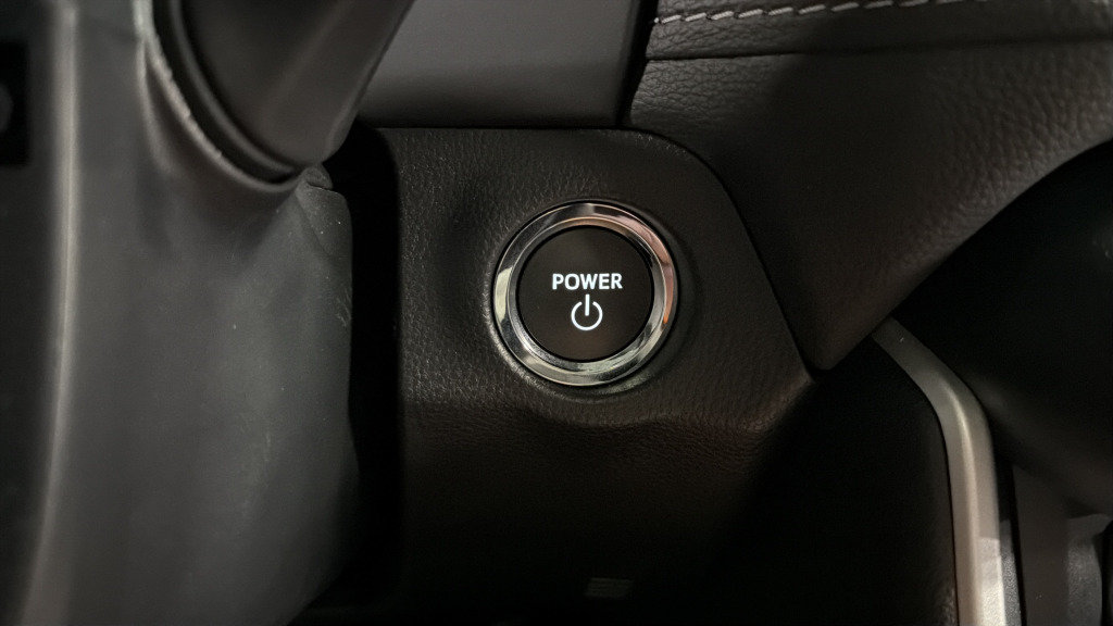 Used 2025 Toyota RAV4 XLE w/ Convenience Package AWD/4WD image 24