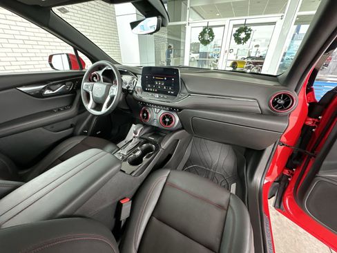 Used 2023 Chevrolet Blazer RS w/ Driver Confidence II Package FWD image 30