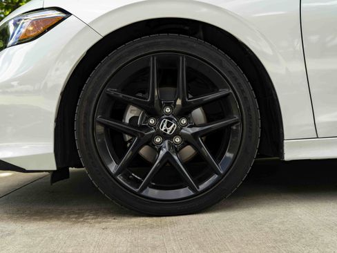 Certified 2025 Honda Civic Sport image 14