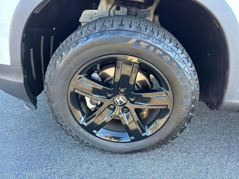 Certified 2023 Honda Ridgeline Black Edition image 10