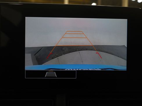 Used 2025 Chevrolet Trax RS w/ Driver Confidence Package image 27