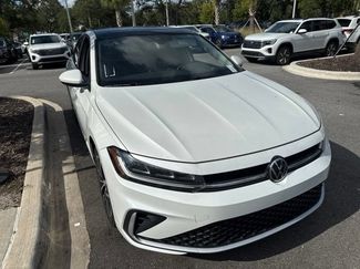 Used 2026 Volkswagen Jetta SE FWD video 1