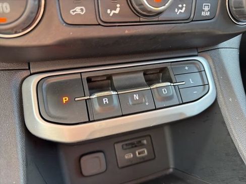 Used 2023 GMC Acadia SLE w/ Driver Convenience Package AWD/4WD image 21