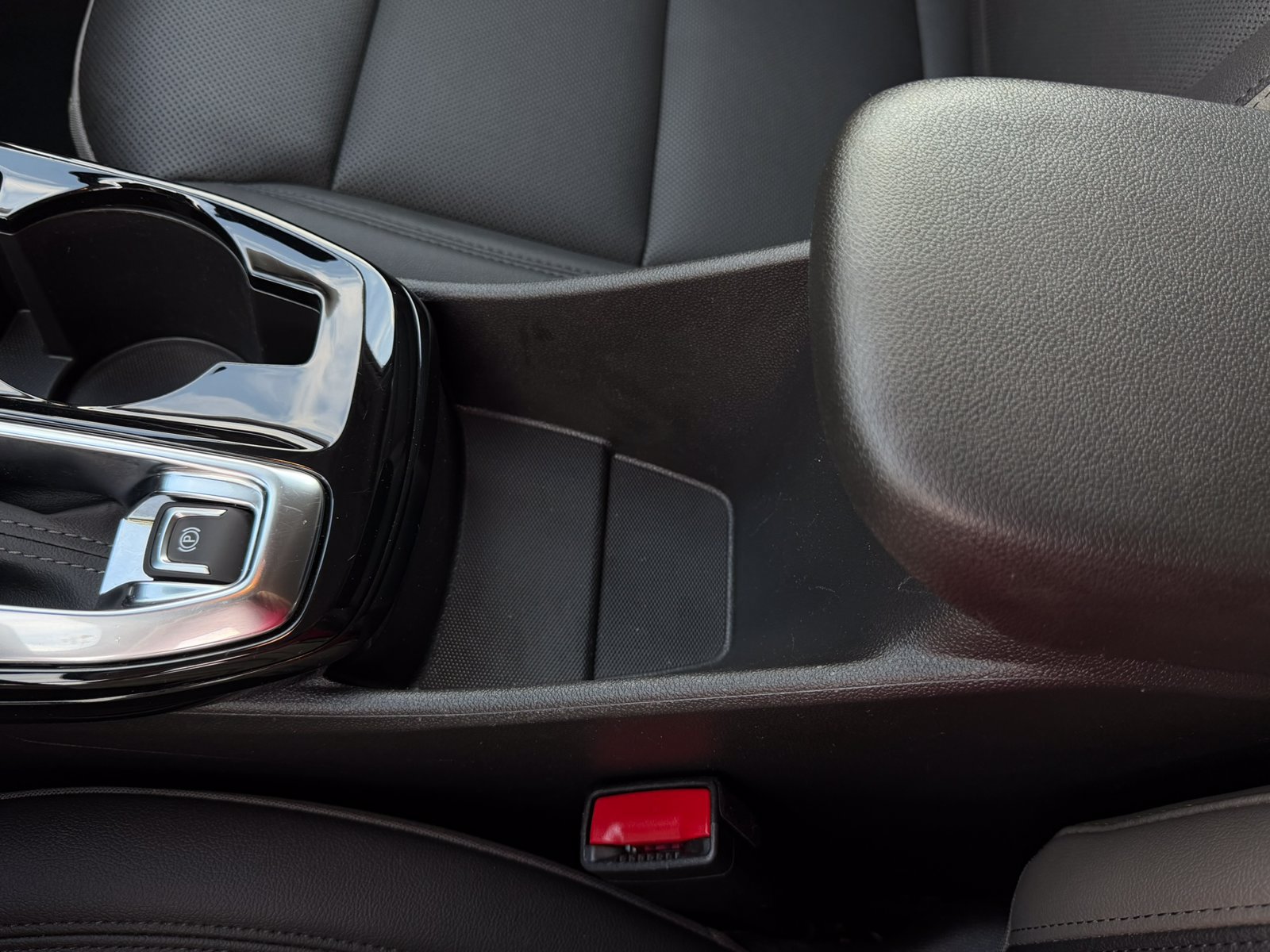 Used 2025 Chevrolet Trax ACTIV w/ Driver Confidence Package FWD image 19