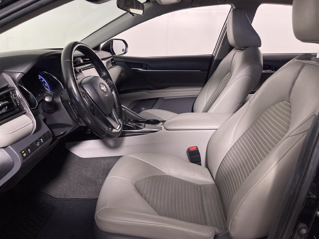 Certified 2019 Toyota Camry SE FWD image 12