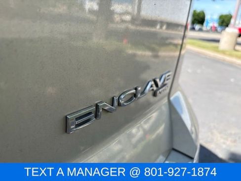Used 2017 Buick Enclave Premium w/ Experience Buick Package AWD/4WD image 8