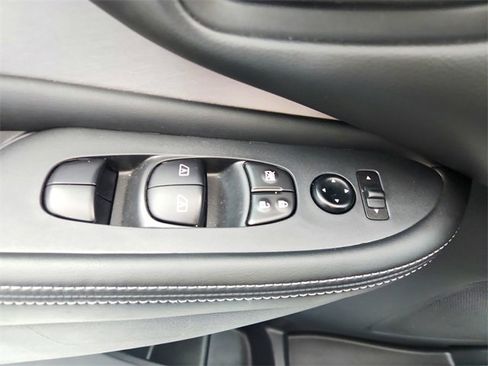 Used 2024 Nissan Murano SV w/ SV Midnight Edition Package image 29