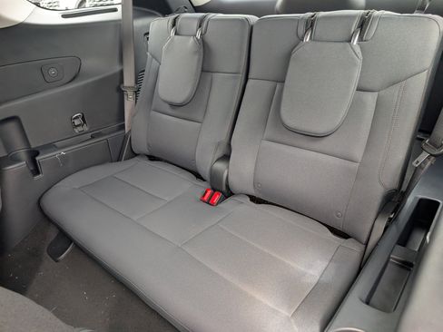 New 2026 Ford Explorer Active RWD image 15
