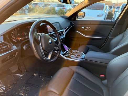 Used 2019 BMW 330i Sedan w/ Premium Package image 10