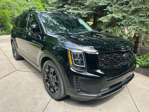 Used 2021 Kia Telluride SX w/ SX Prestige Package AWD/4WD image 2