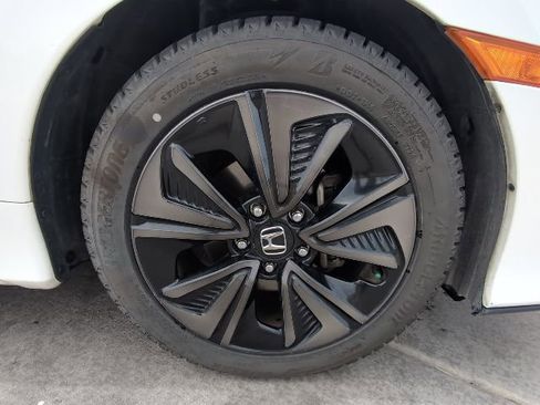 Used 2019 Honda Civic EX image 32